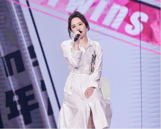 https女明星吃瓜,女明星的“吃瓜”生活